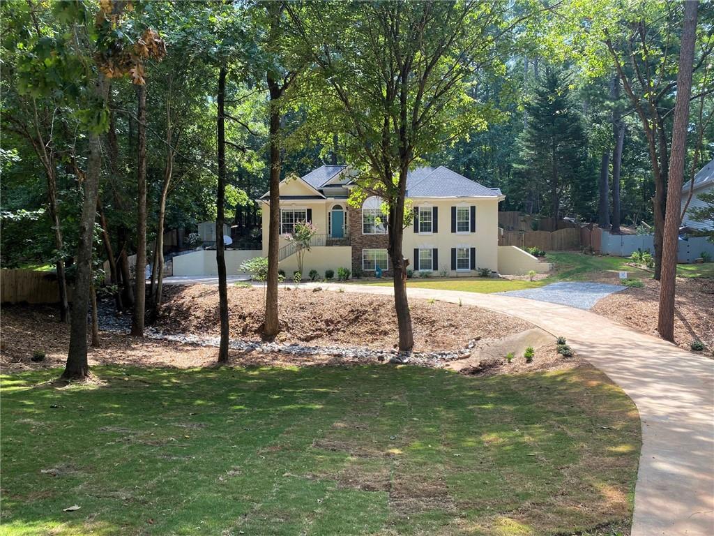 3235 Crestview Drive