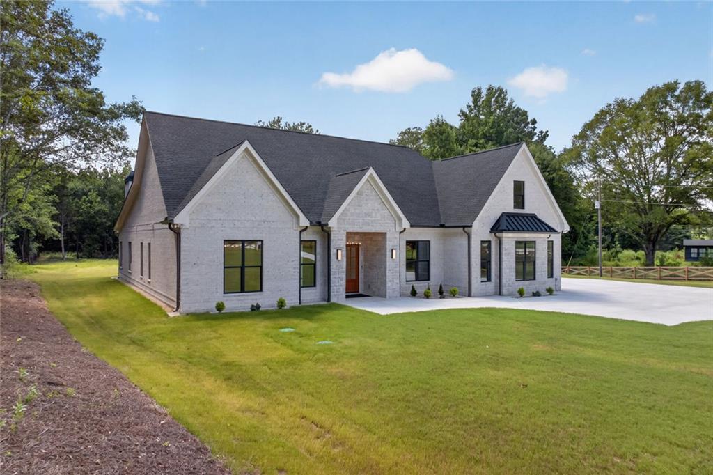 3714 Double Springs Road SW