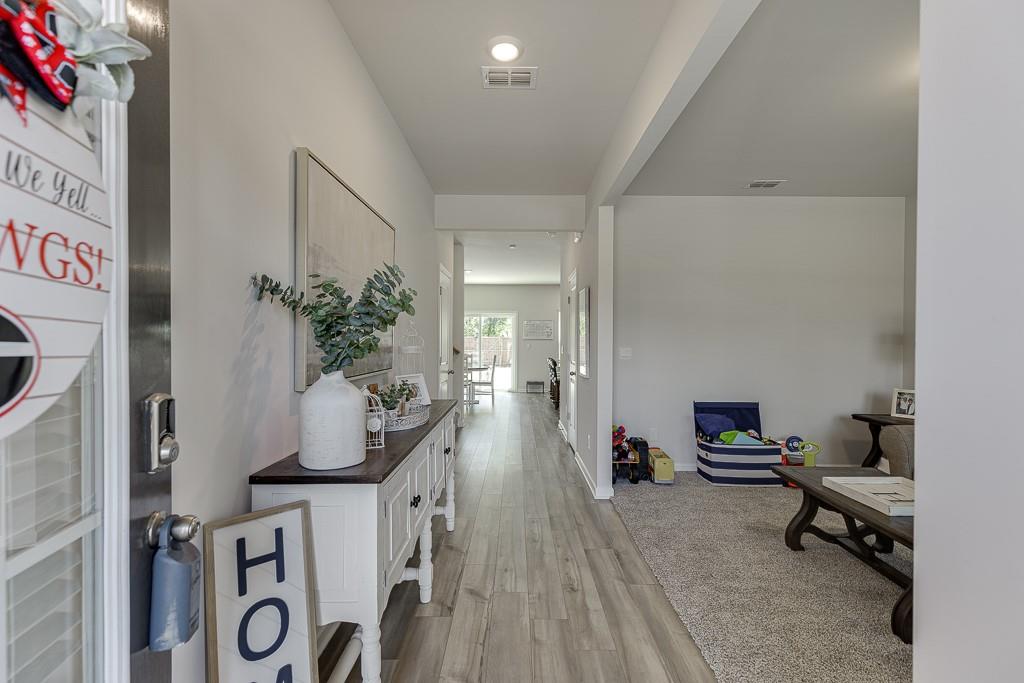 5876 Hackberry Lane