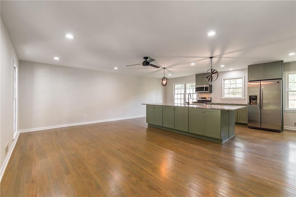 2146 Chevy Chase Lane