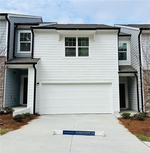 Townhouse For Sale - 3022 Osier Circle<br/> Douglas County, Douglasville, GA 30135