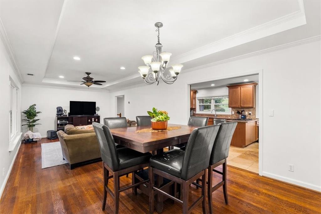 1388 Carolyn Drive NE