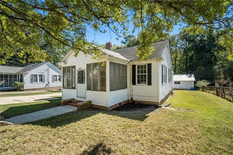 3325 Bloomfield Avenue Clarkdale GA 30111