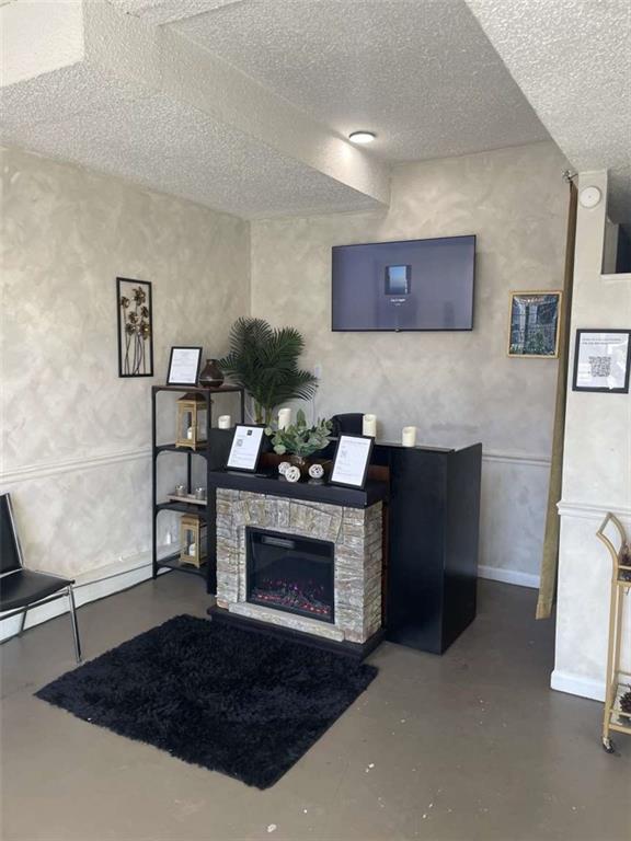 957 M L King Jr Drive NW