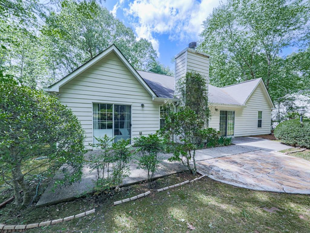 202 Westwind Drive