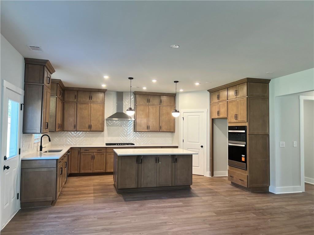 4885 Rosarian Drive