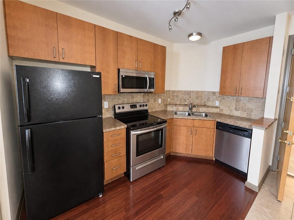 898 Oak Street SW 1311