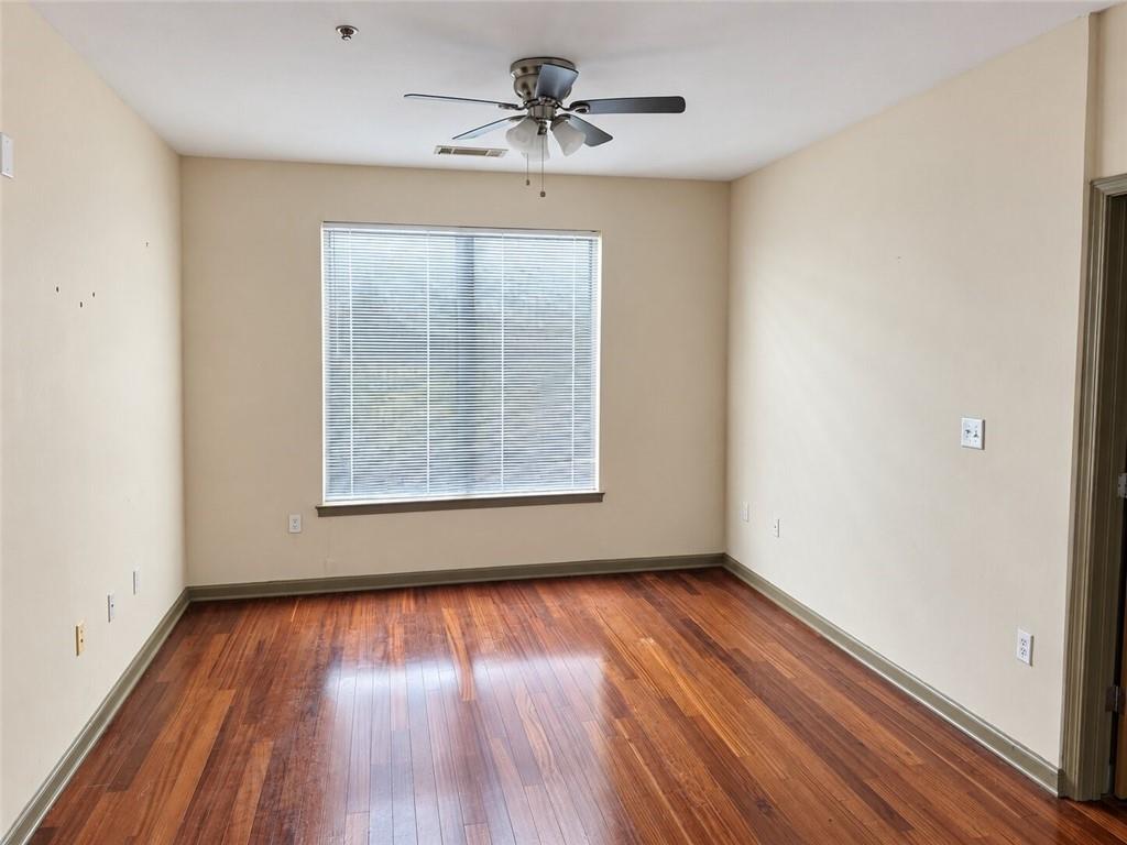 898 Oak Street SW 1311
