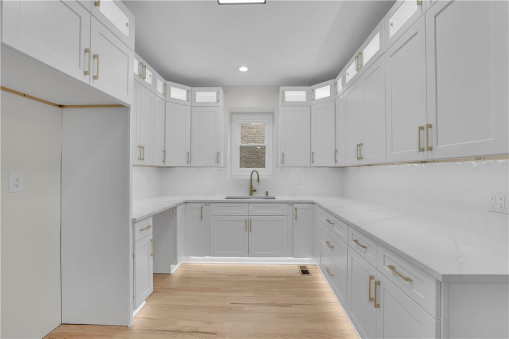 3 Highland Park Lane NE