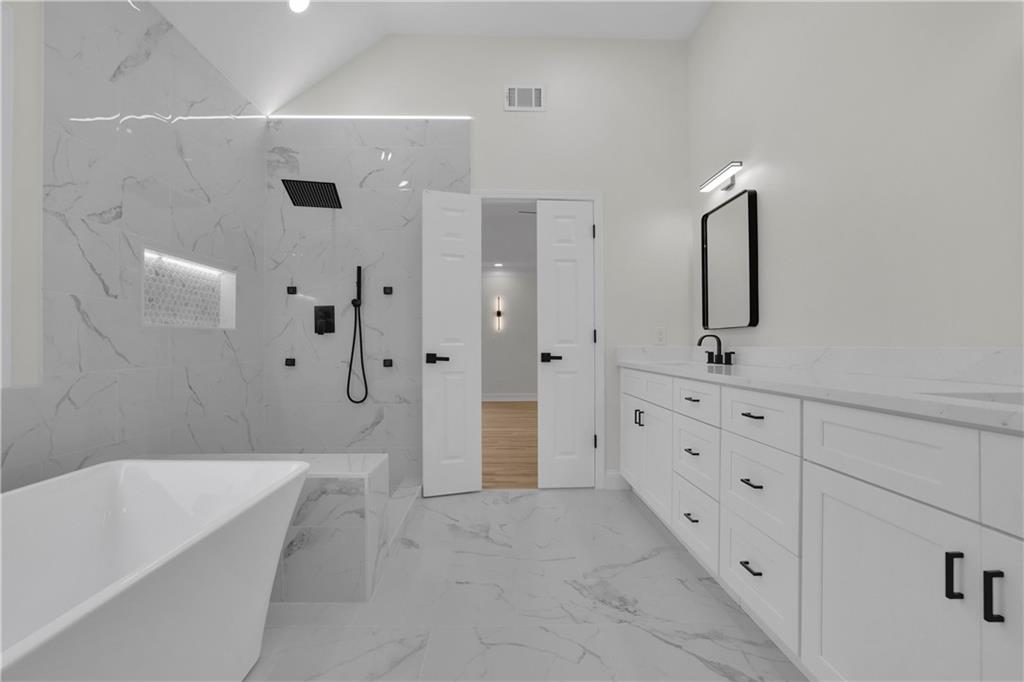 3 Highland Park Lane NE