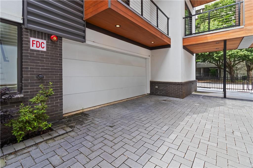 367 Parkway Drive NE 7