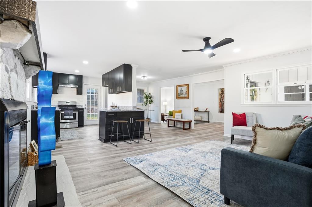 2579 Country Club Drive