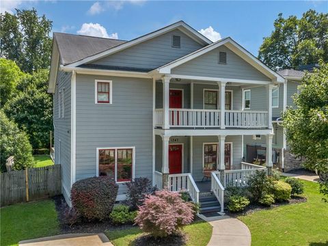 Homes For Sale - 1347 Arkwright Place<br/> Dekalb County, Atlanta, GA 30317