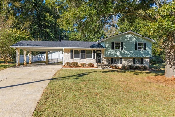7425 ROUNTREE DR, RIVERDALE, GA 30274 - Image c2eb56c978ccda1bec6a870c8e502d0a/1821128733