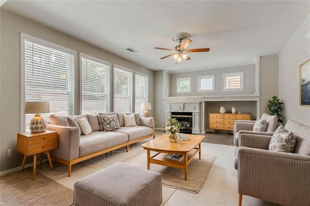 580 Simonton Crest Drive