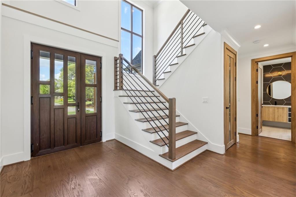 1095 Lanier Place, Cumming, Georgia image 4
