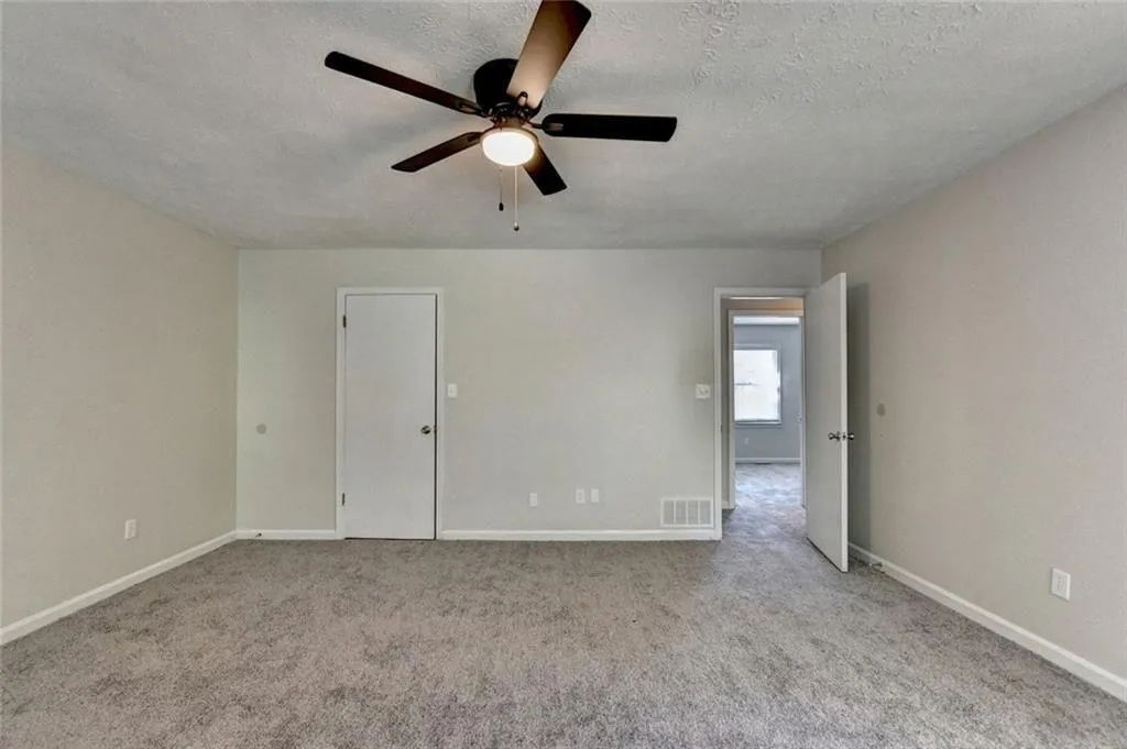 Acworth, Georgia 30102, United States, 3 Bedrooms Bedrooms, ,3 BathroomsBathrooms,Residential,Pending,181644