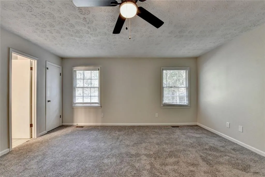 Acworth, Georgia 30102, United States, 3 Bedrooms Bedrooms, ,3 BathroomsBathrooms,Residential,Pending,181644