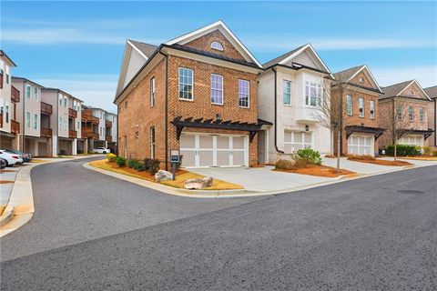 Townhouse For Sale - 5054 Sealy Circle<br/> Peachtree Corners, GA 30092