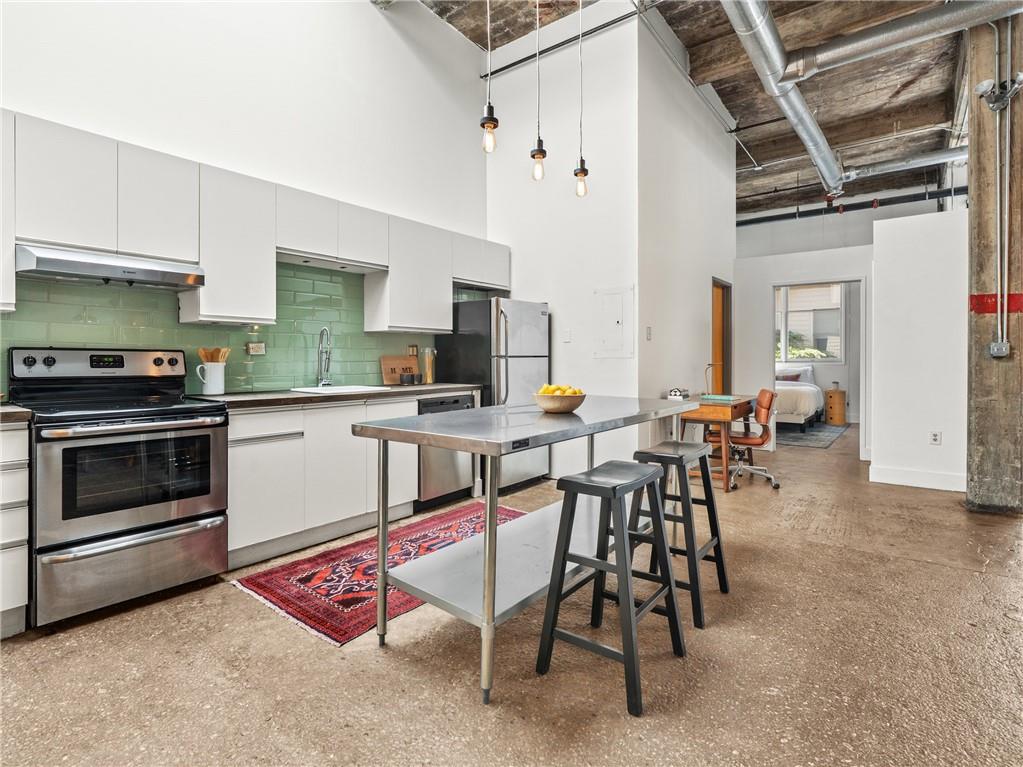 659 Auburn Avenue NE 215