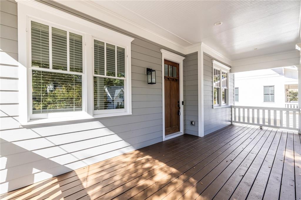 252 Rockyford Road NE