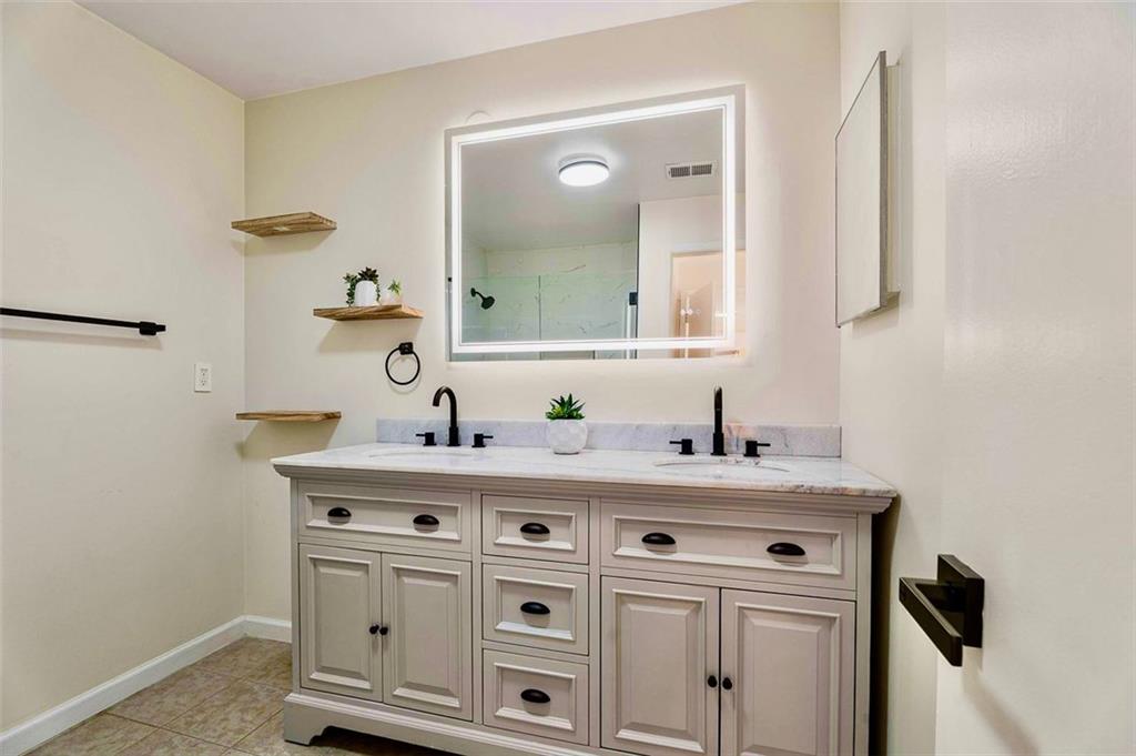 Bentley Ridge - Residential