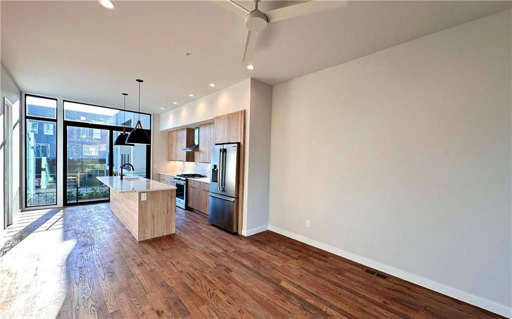 105 Georgia Avenue SE 6