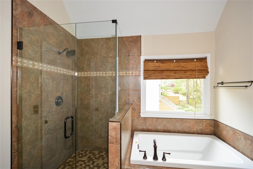 204 Maple Creek Chase, Woodstock, Georgia image 30