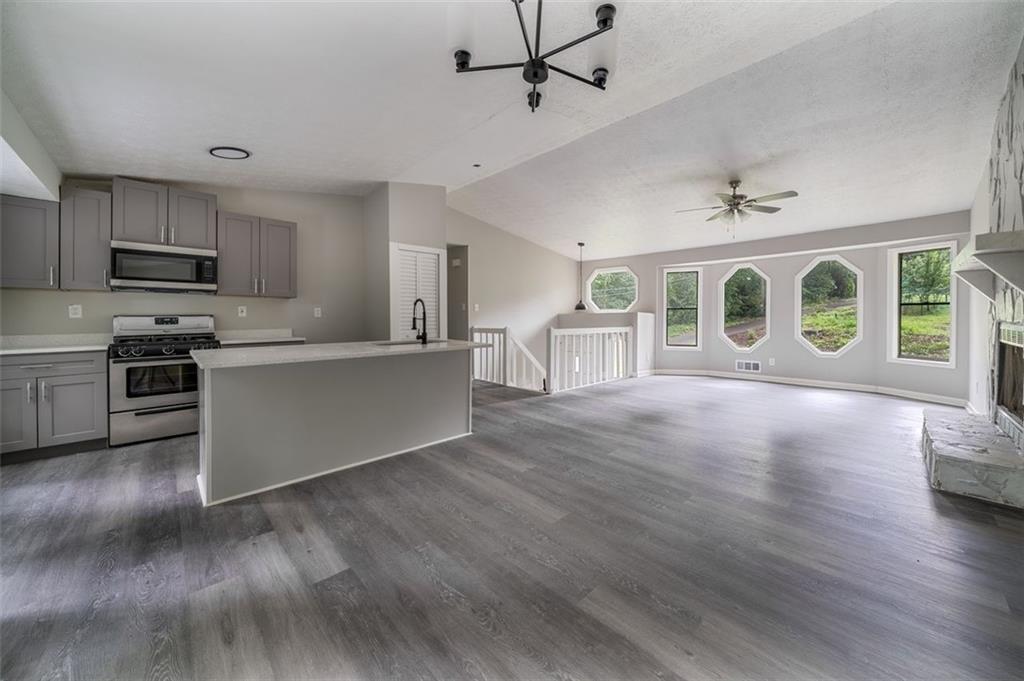 3066 MALVERN Drive