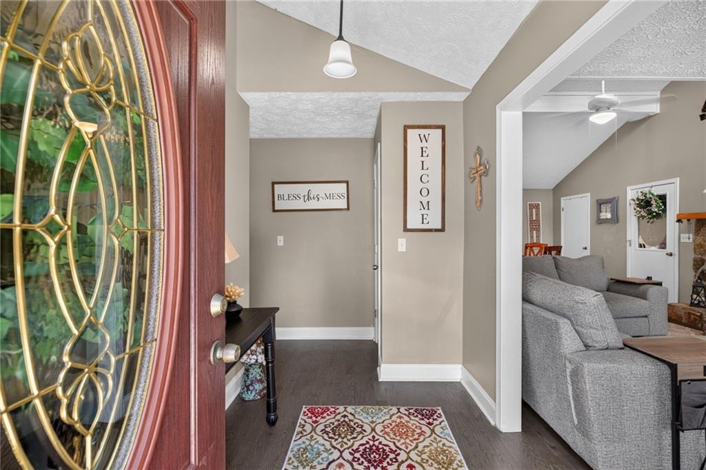 6164 Pinedale Lane