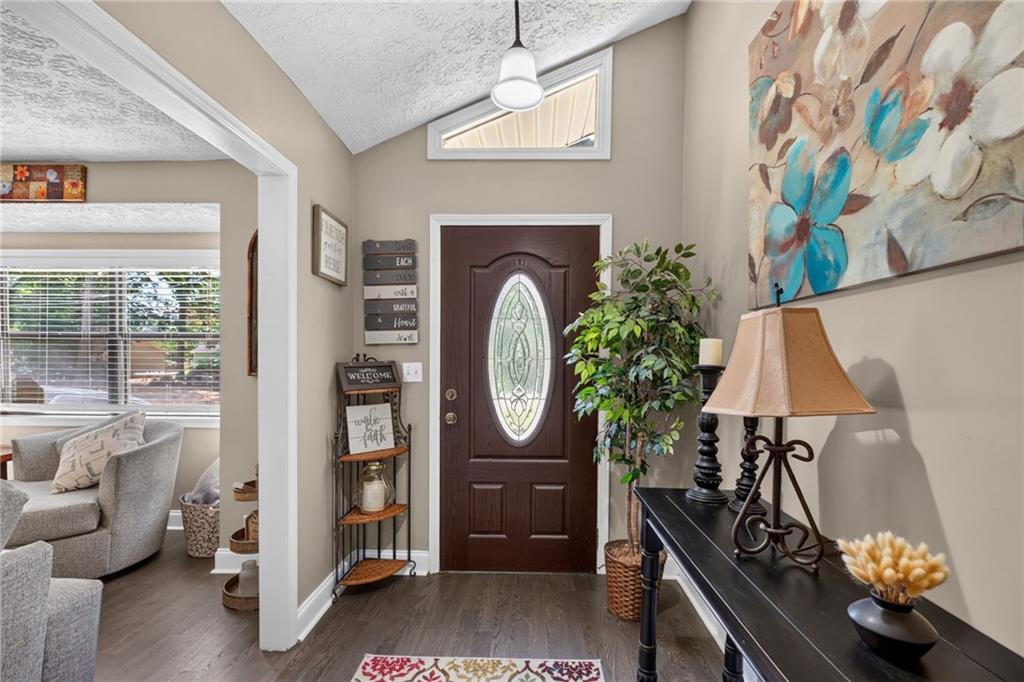 6164 Pinedale Lane