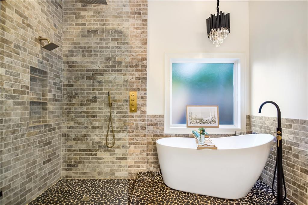 Creekside Estates - Residential