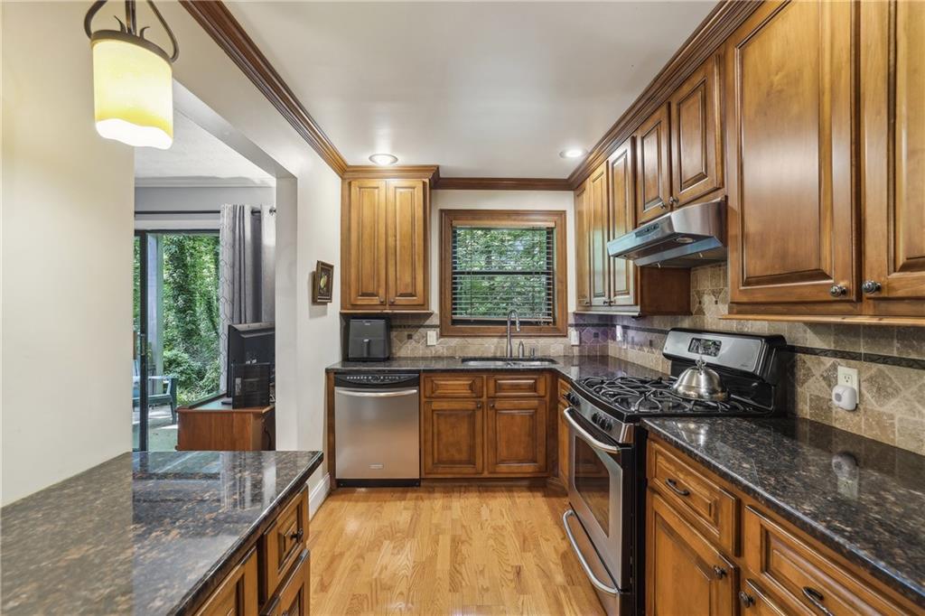 407 River Mill Circle #407, Roswell, Georgia image 8