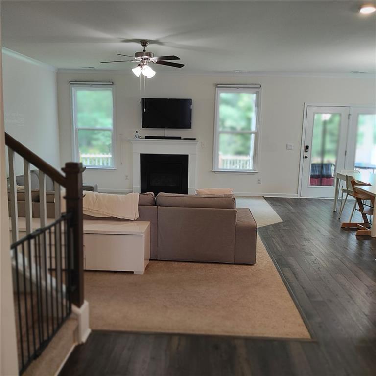 13768 Whitman Lane