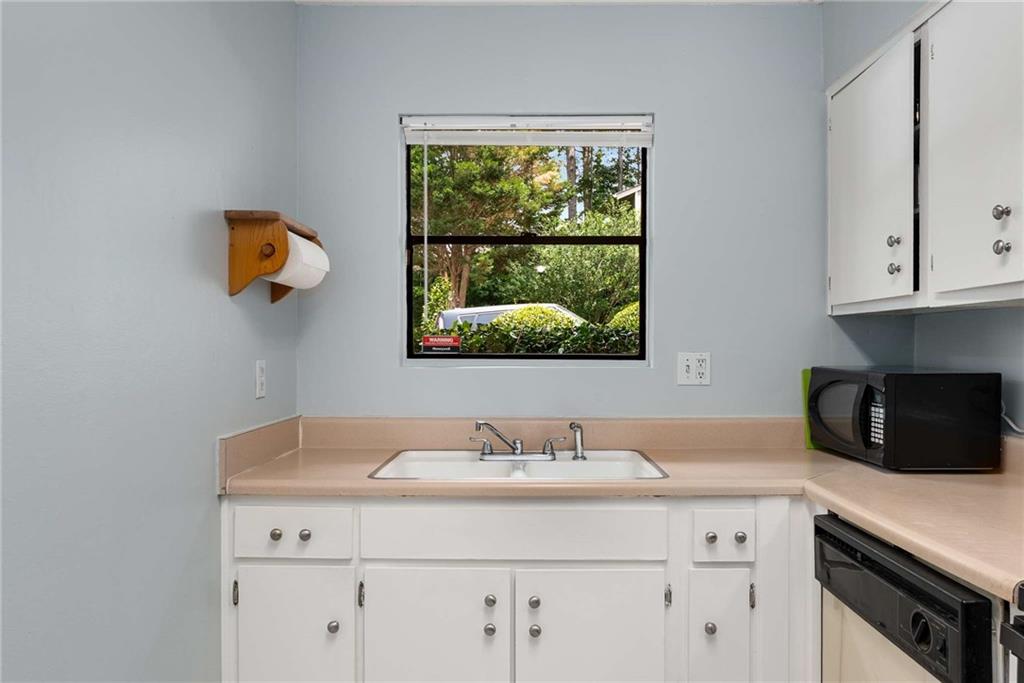 6158 Woodland Road, Peachtree Corners, Georgia image 6
