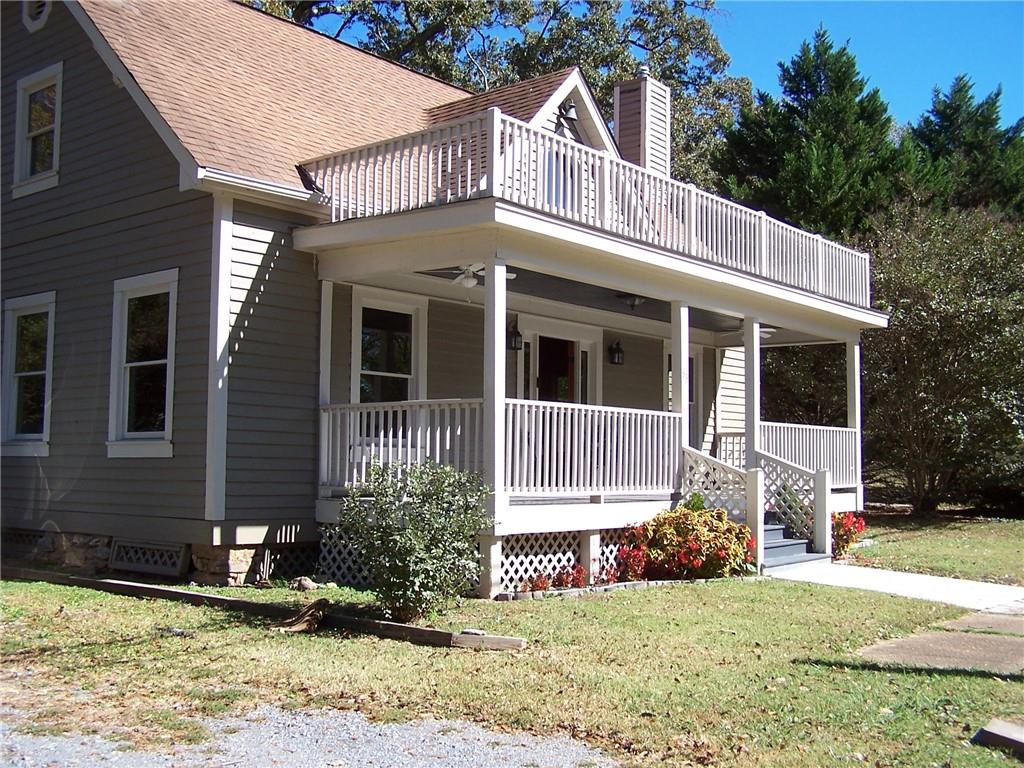 63 E Railroad Street