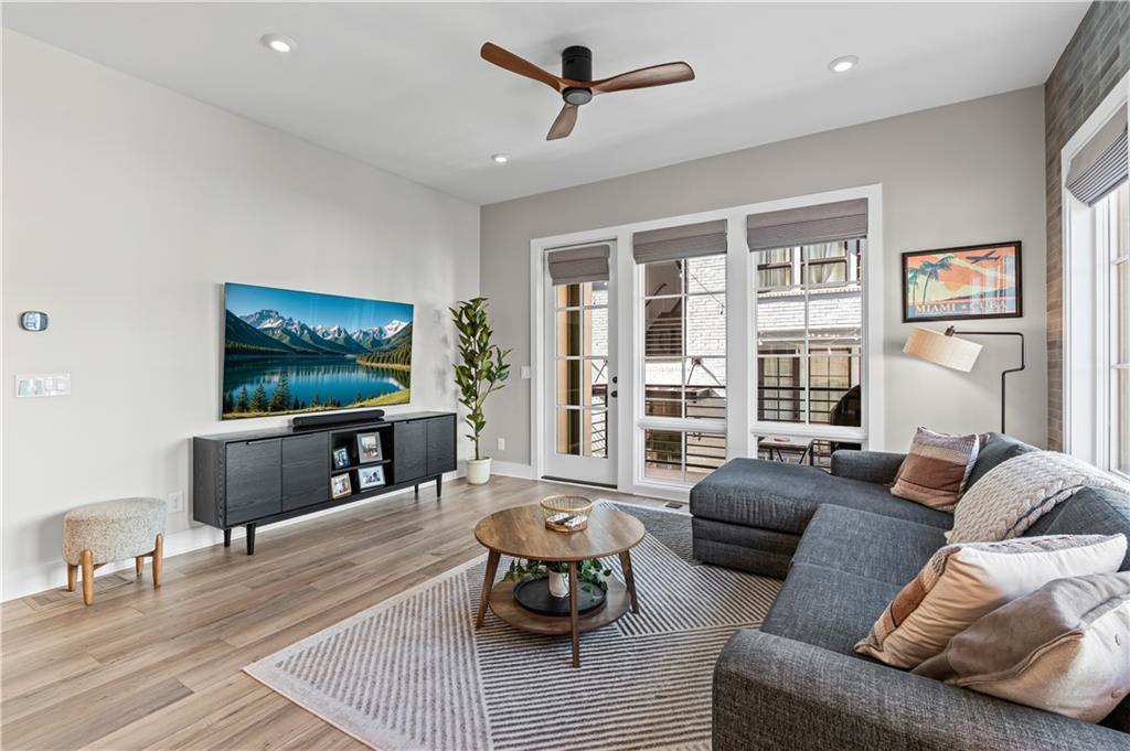 123 Beardon Circle SE 8