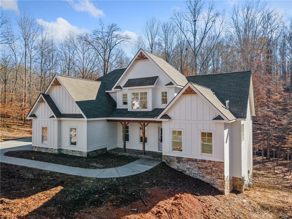 221 Heritage Town Parkway