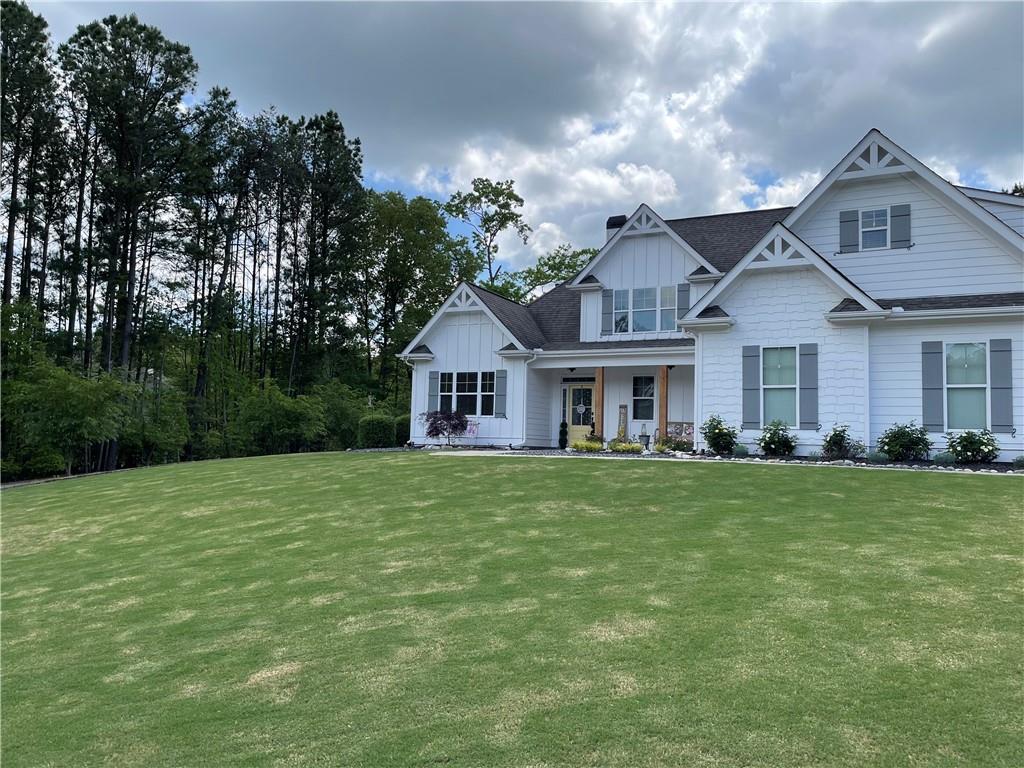 605 Red Leaf Way