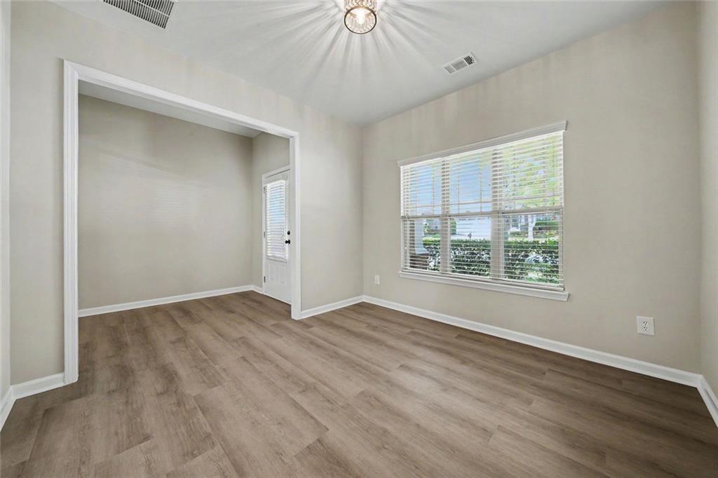 4934 Rapahoe Trail
