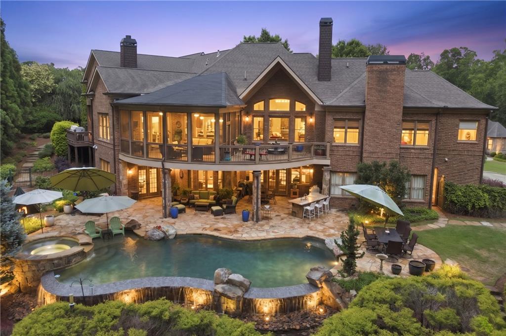 5038 Pointer Ridge