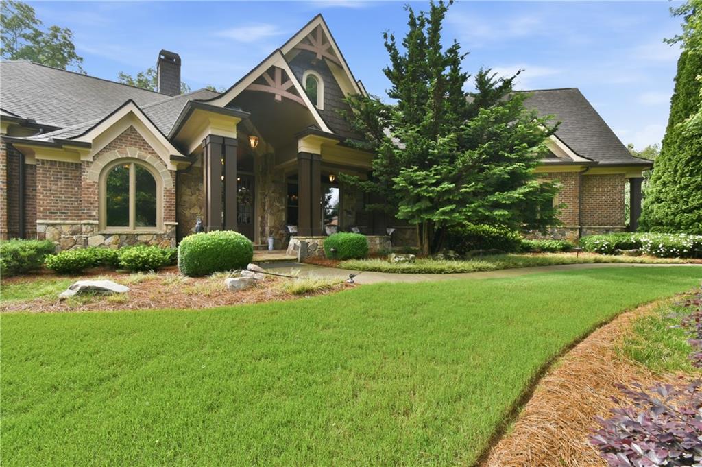 5038 Pointer Ridge