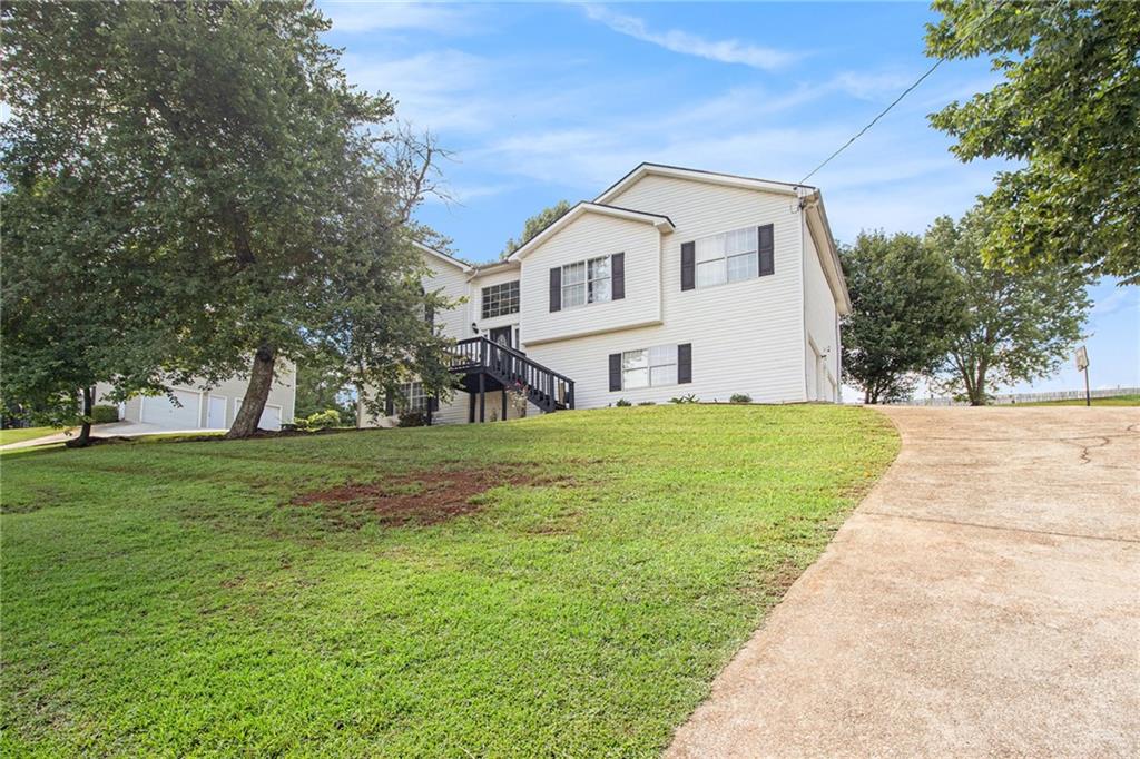 7760 Poppy Drive
