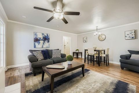 300 Peachtree Street NE 11I Atlanta GA 30308