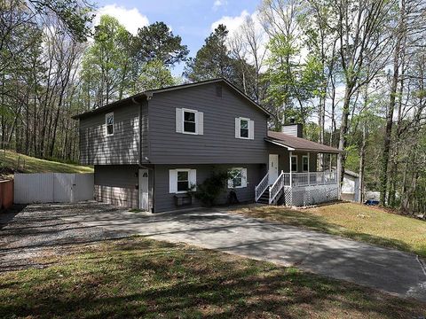 Photo of 3640 Silver Leaf Lane SW, Marietta, GA 30008 (MLS # 7748519)