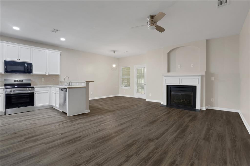 2985 Tarian Way