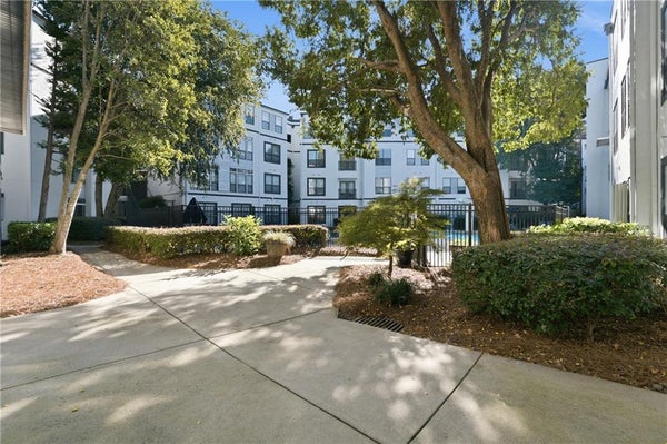 821 RALPH MCGILL BLVD NE APT 3317, ATLANTA, GA 30306 - Image c355a20eb3ce75e93c1dc1d7b5f6b4aa/403688090