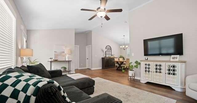 99 Bryant Circle