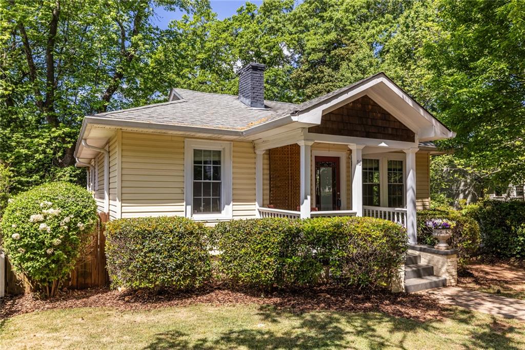 16 1st Avenue NE