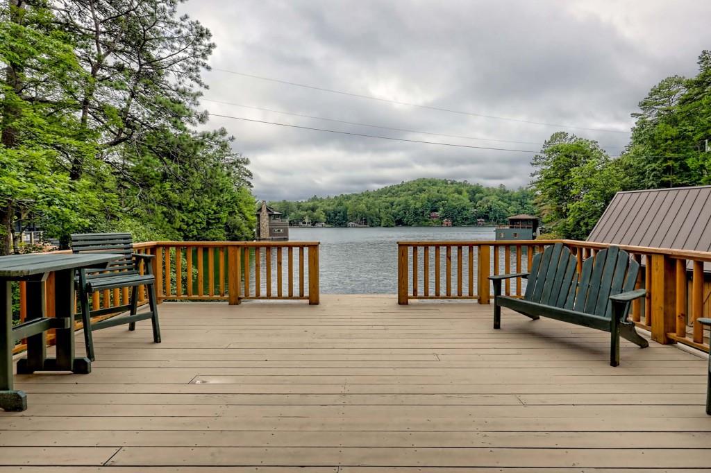 3019 Moccasin Creek Road